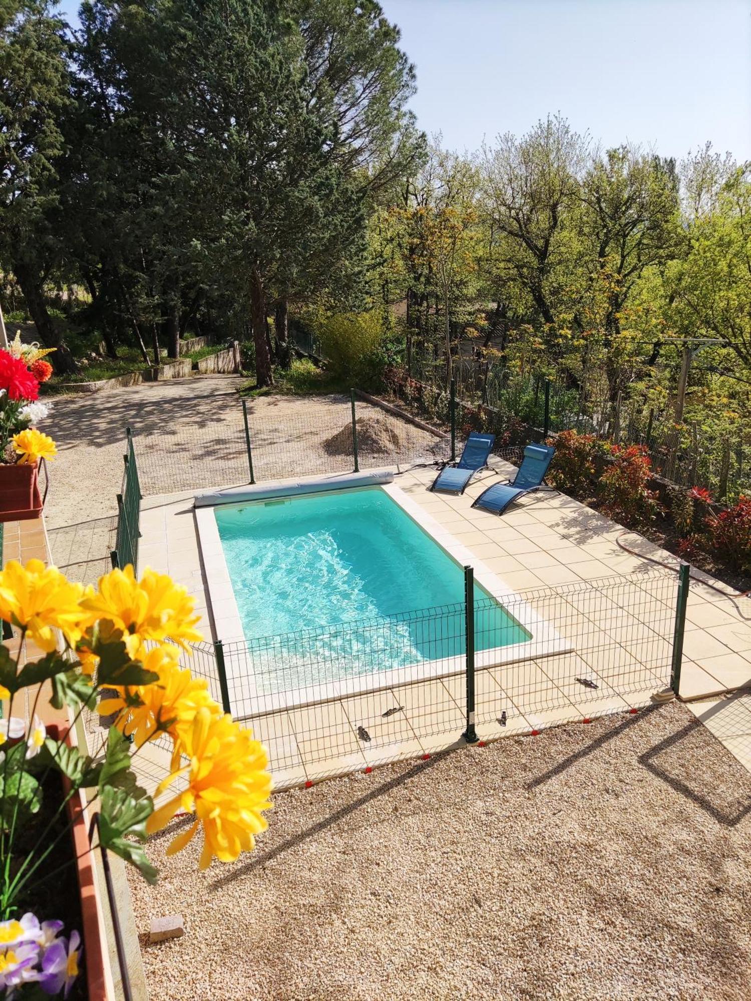 Maison Confortable A Ansouis Dans Le Luberon Dış mekan fotoğraf