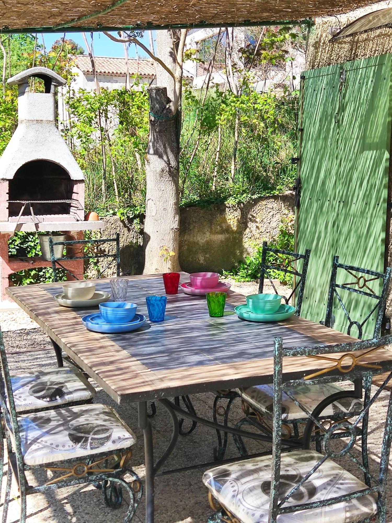Maison Confortable A Ansouis Dans Le Luberon Dış mekan fotoğraf
